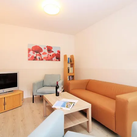 Haus Triton 2 아파트 Ostseebad Kühlungsborn